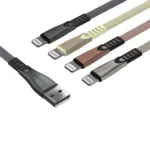 چهار کانکتور لایتنینگ K130i در رنگ‌های مشکی طلایی رزگلد و بژ با یک USB-A دودی