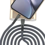 کابل لایتنینگ کینگ استار K130i مشکی متصل به پاوربانک و آیفون