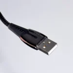 نمای نزدیک سوکت فلزی USB Type-A کابل کینگ استار K360i